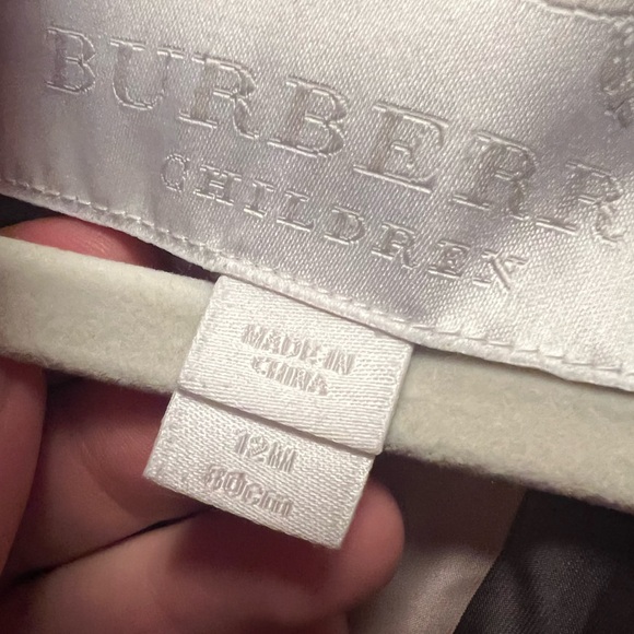 Burberry red quilted hooded coat 12m - Picture 9 of 9